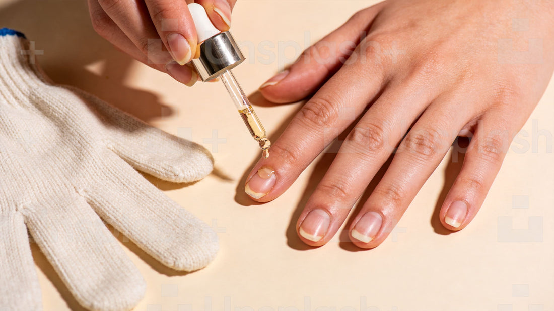 Why Do Your Nails Keep Peeling in Layers? – The Real Causes of Dryness and Brittleness