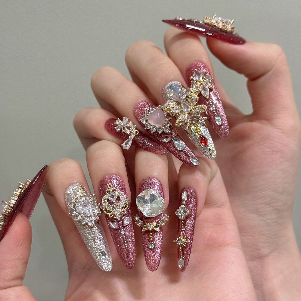 Timeless Beauty – Luxury Handmade Press-On Nails