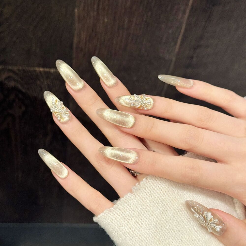 Cat's Eye Icy Sheer Press-on Nails
