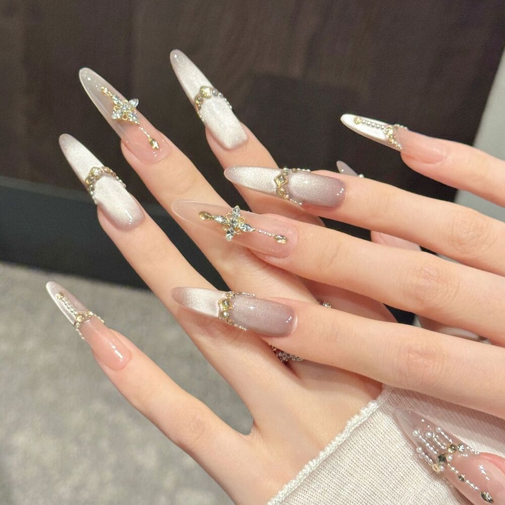 High-End Cat’s Eye Handmade Press-On Nails
